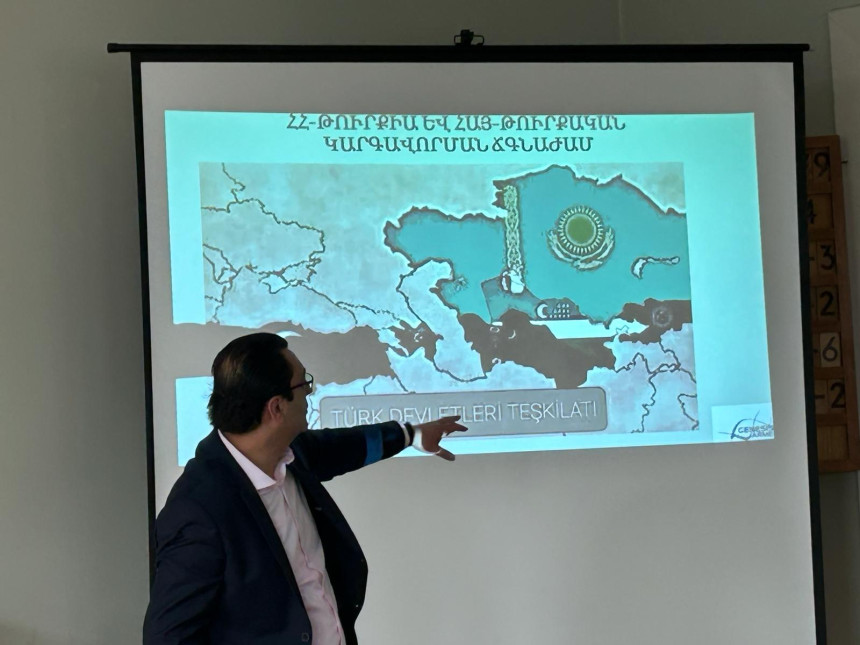 Dr. Abraham Gasparyan: „Die Perspektive der armenischen Staatlichkeit unter den Bedingungen der neuen Weltordnung. Die Mission der Diaspora neu definieren“